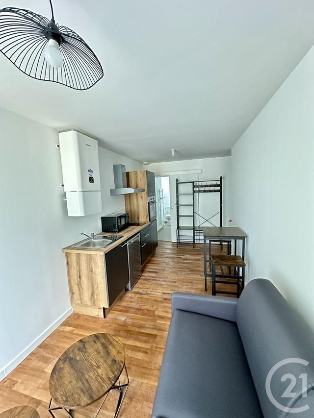 Appartement Studio à louer - 1 pièce - 21.7 m2 - LAVAL - 53 - PAYS-DE-LOIRE - Century 21 Dréano Immobilier