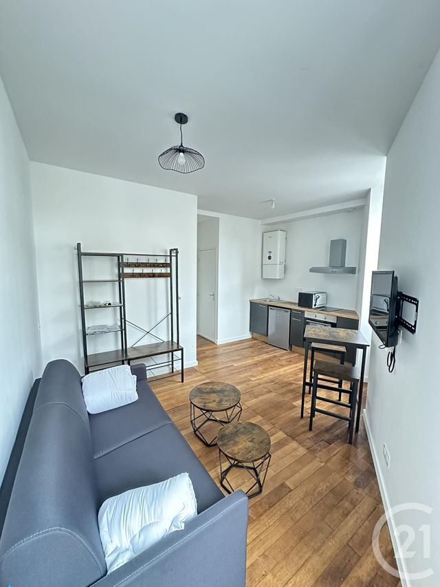 Appartement Studio à louer - 1 pièce - 18.7 m2 - LAVAL - 53 - PAYS-DE-LOIRE - Century 21 Dréano Immobilier