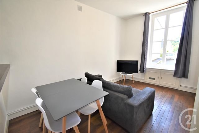 Appartement T2 à louer - 2 pièces - 34.0 m2 - LAVAL - 53 - PAYS-DE-LOIRE - Century 21 Dréano Immobilier